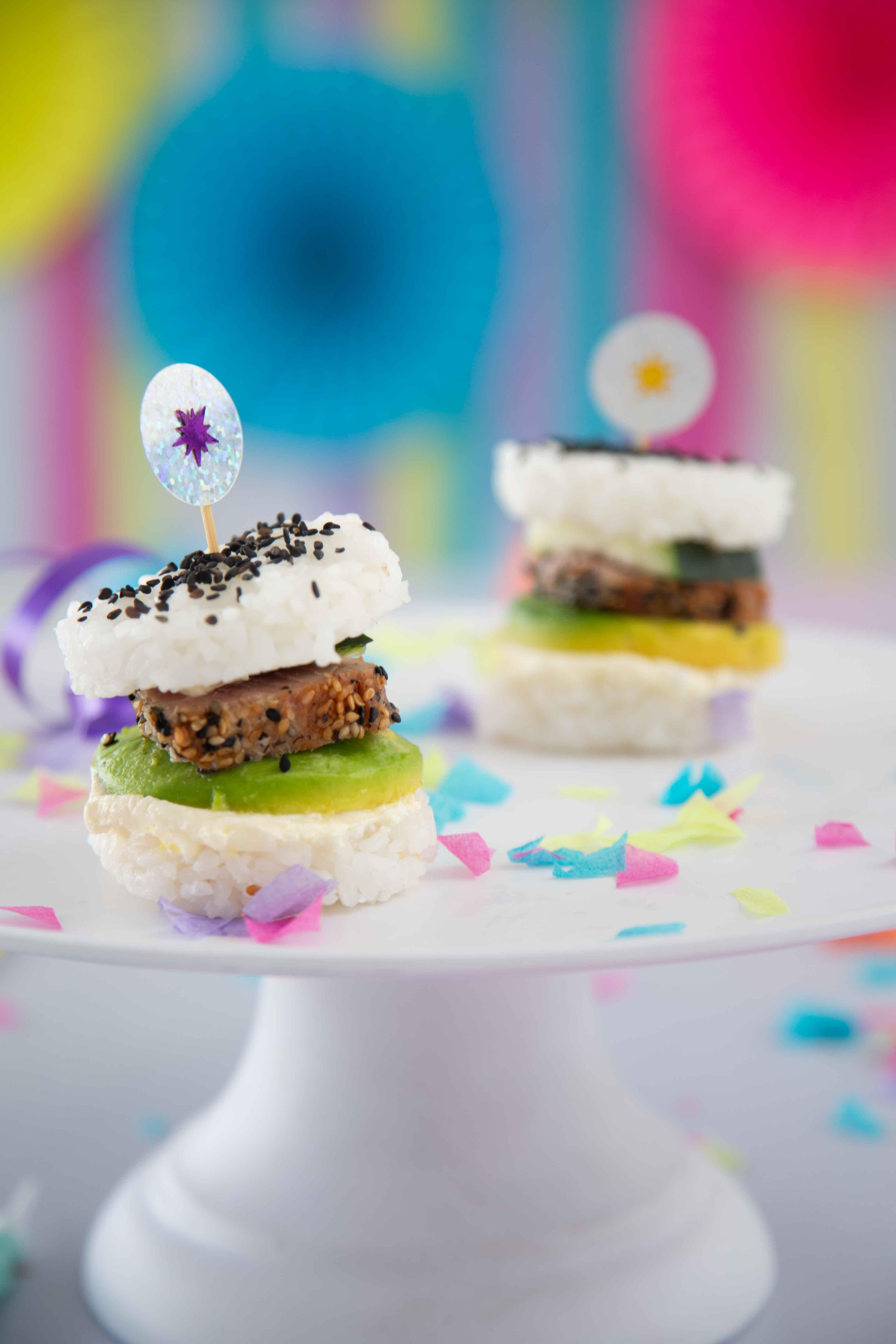 Minihamburguesas de sushi de atún